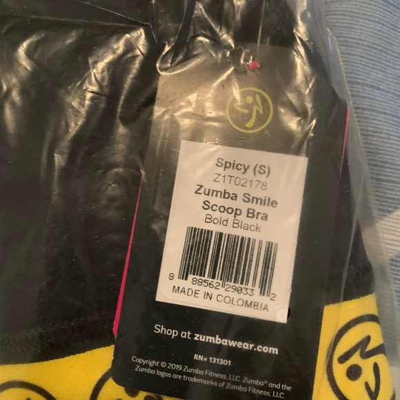 Smiley face sports scoop bra - Picture 4 of 6